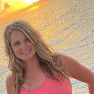 Meet your Posher, Ellen